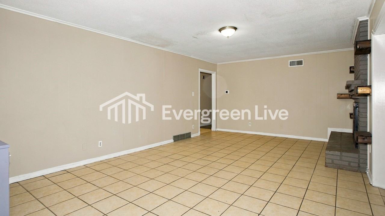 5246 Honeywood Ave - Photo 2 of 15