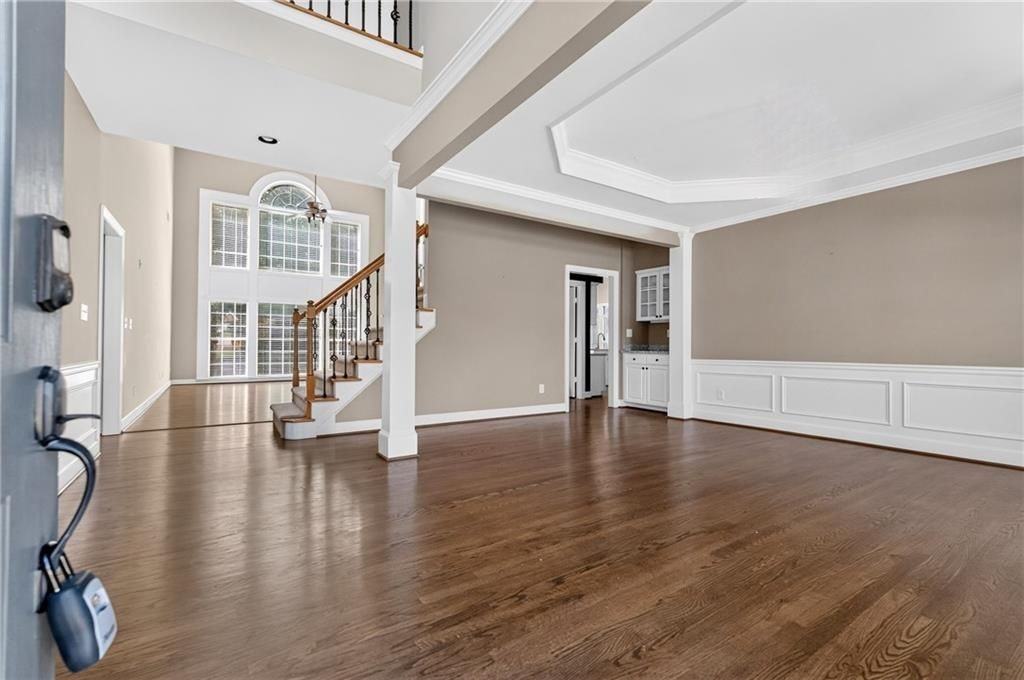 7670 Bellemont Rdg - Photo 5 of 50