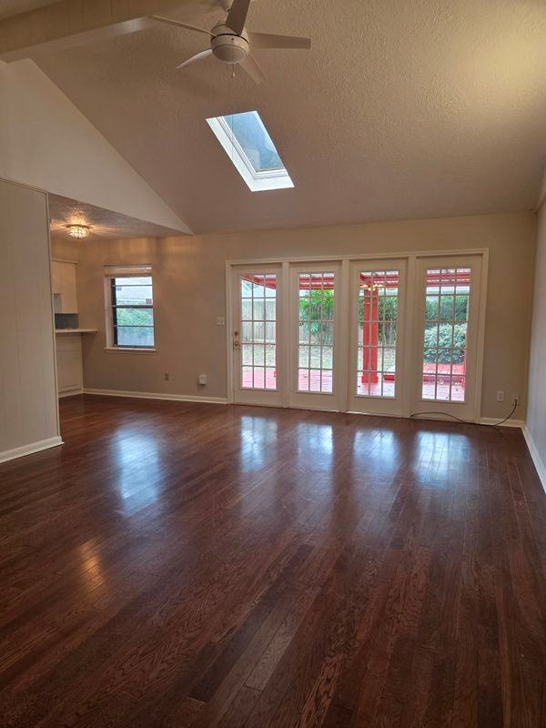 1510 Neptune Ln - Photo 7 of 16