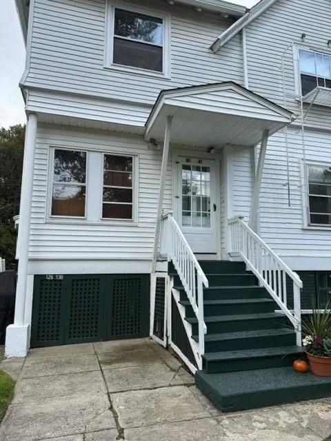 128 Wentworth Ave ##1 - Photo 3 of 9
