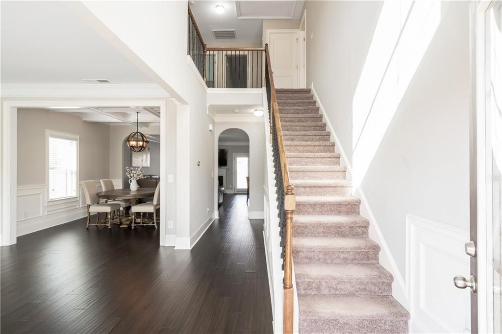 5320 Ripken Rd - Photo 3 of 19