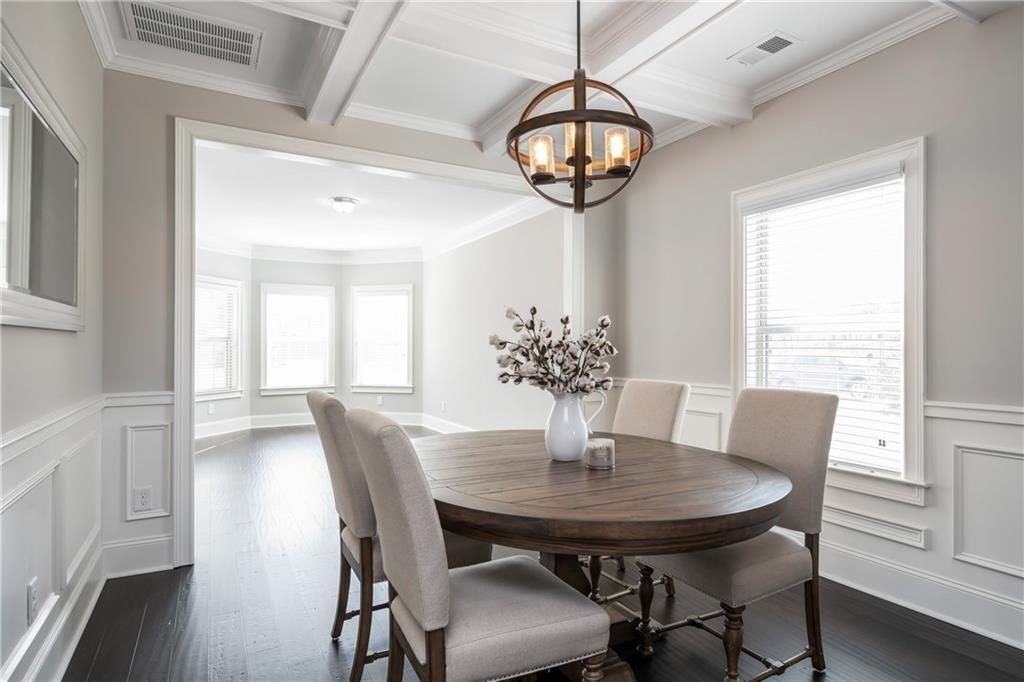 5320 Ripken Rd - Photo 5 of 19