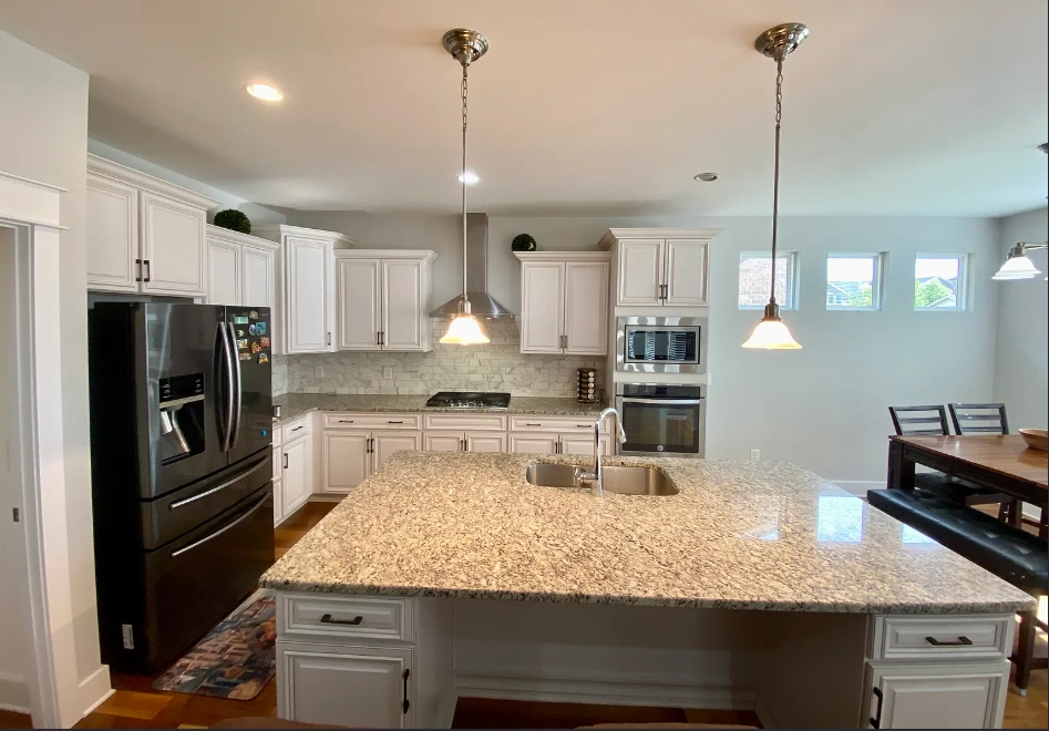 819 Beamon Dr - Photo 6 of 14
