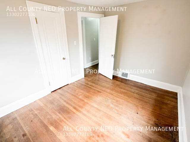 3276 Tullamore Rd - Photo 6 of 15