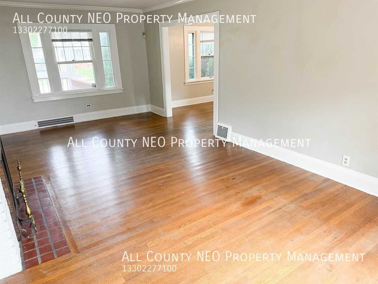 3276 Tullamore Rd - Photo 7 of 15