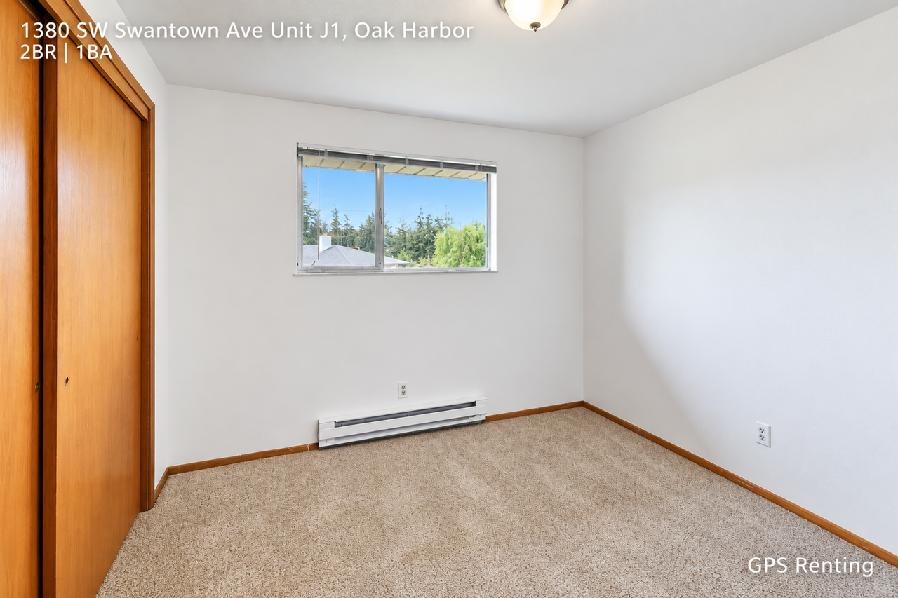 1380 Sw Swantown Ave #J1 - Photo 6 of 15