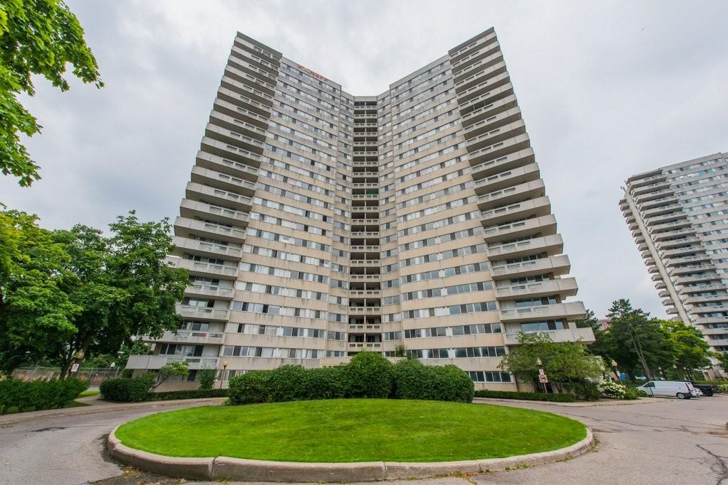 210 Steeles Avenue West - Photo 3 of 50