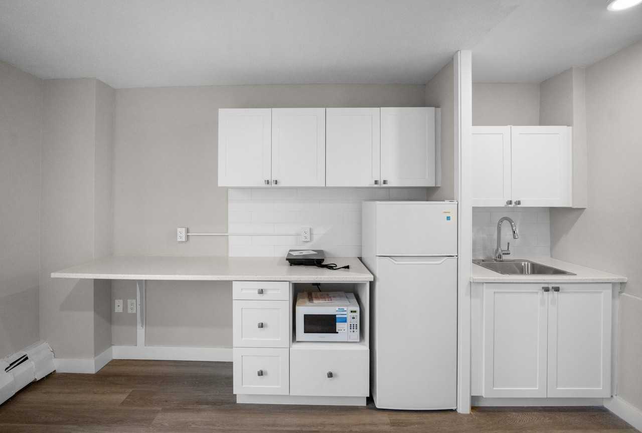 280 Dundas Street East - Photo 4 of 12