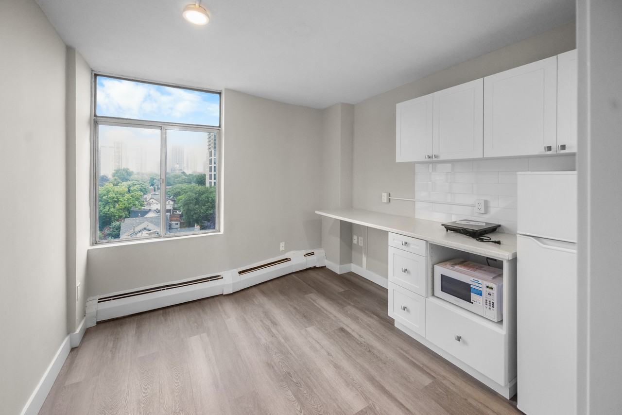 280 Dundas Street East - Photo 7 of 12