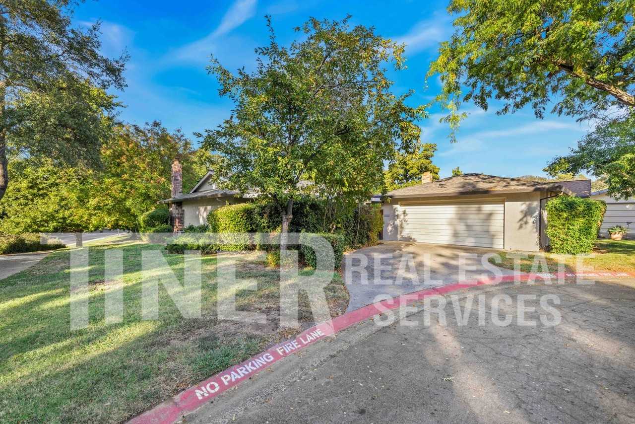 6601 Kristen Ct - Photo 7 of 24