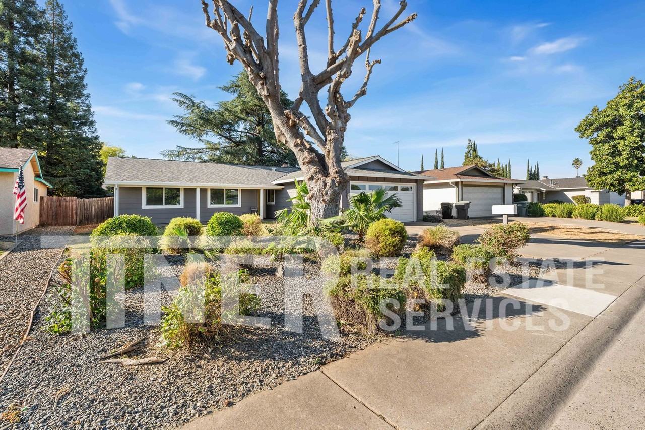 9259 Medallion Way - Photo 5 of 27