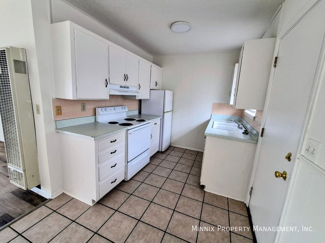 2407 13th Ave - 2407 13th Ave Unit 2407 13th Ave #5 - Photo 3 of 10