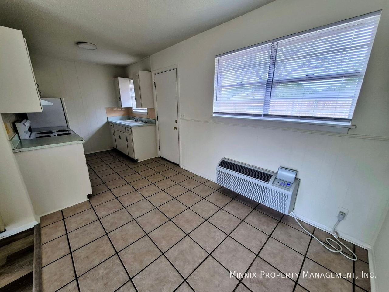 2407 13th Ave - 2407 13th Ave Unit 2407 13th Ave #5 - Photo 4 of 10