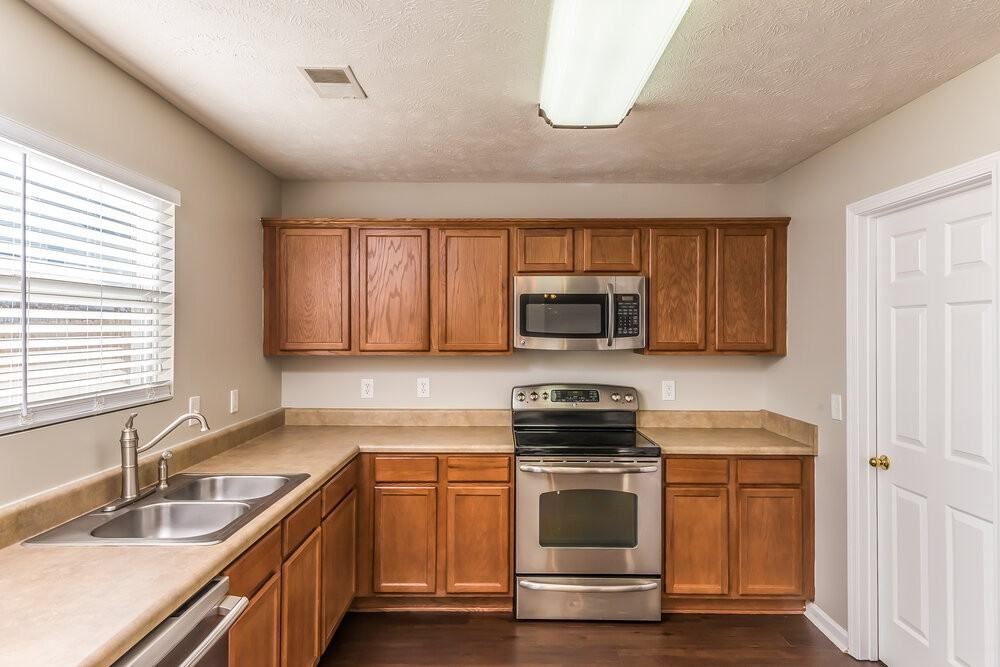 4005 Willowpond Ct - Photo 5 of 14