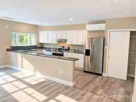 featured image of 8 Jefferson Way #1A