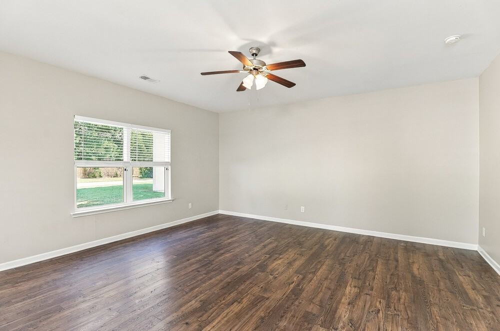 115 Shenandoah Cir - Photo 5 of 17