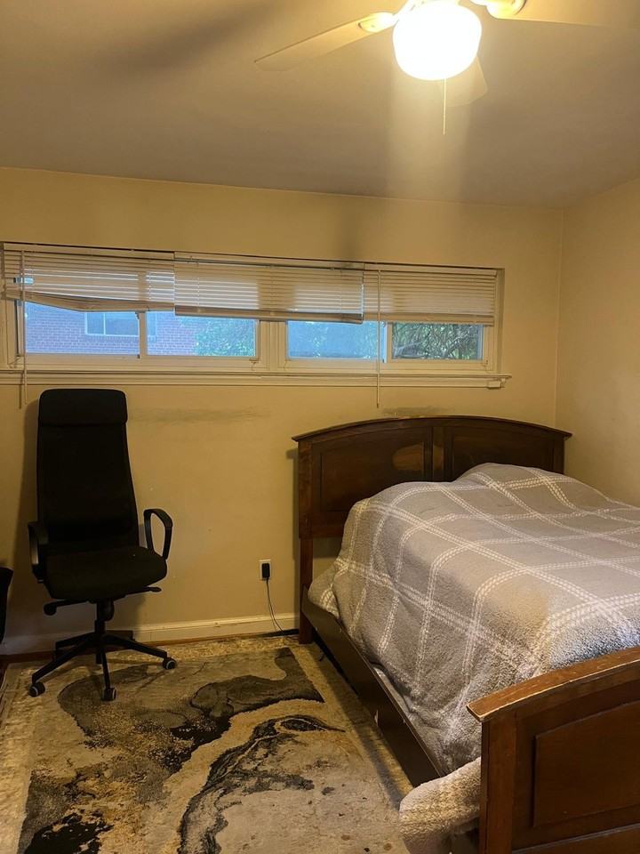 6703 41st Ave - Photo 2 of 9