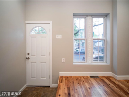 1217 James St - Photo 3 of 9