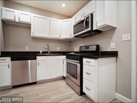 1217 James St - Photo 4 of 9