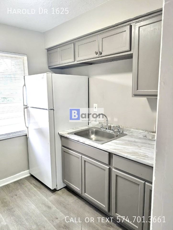 Harold Dr - Photo 4 of 16