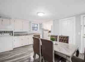 39 Vine St #1 - Photo 1 of 1