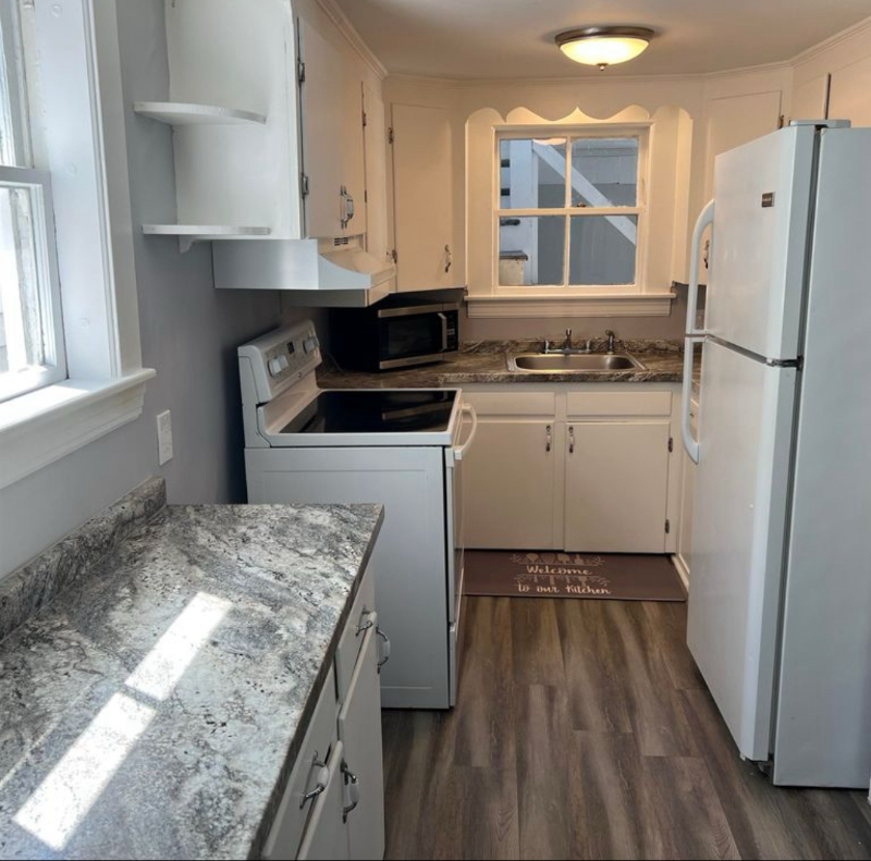 39 Vine St #1 - Photo 4 of 13