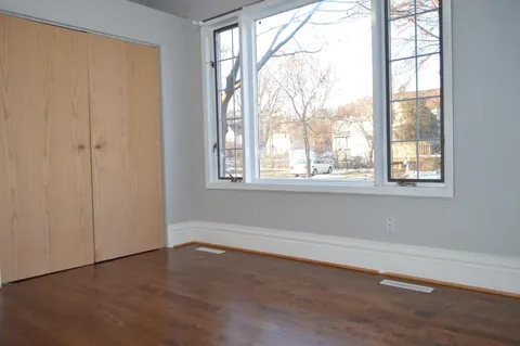 648 Hyacinth Ave E - Photo 3 of 15