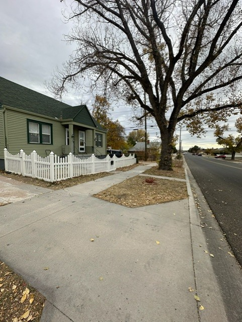 2617 Snyder Ave #B1 - Photo 2 of 12