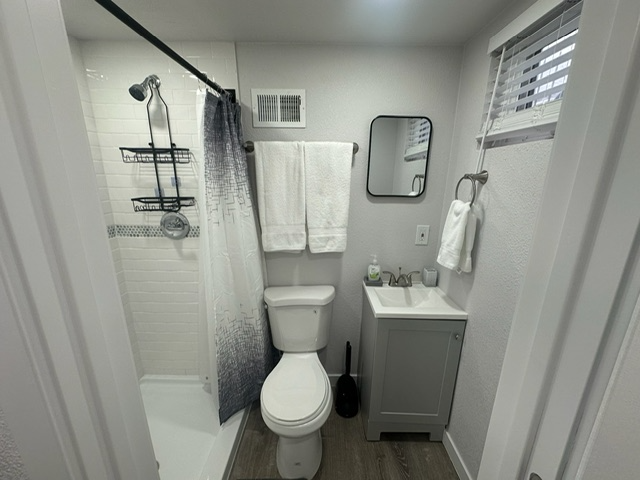 2617 Snyder Ave #B1 - Photo 4 of 12