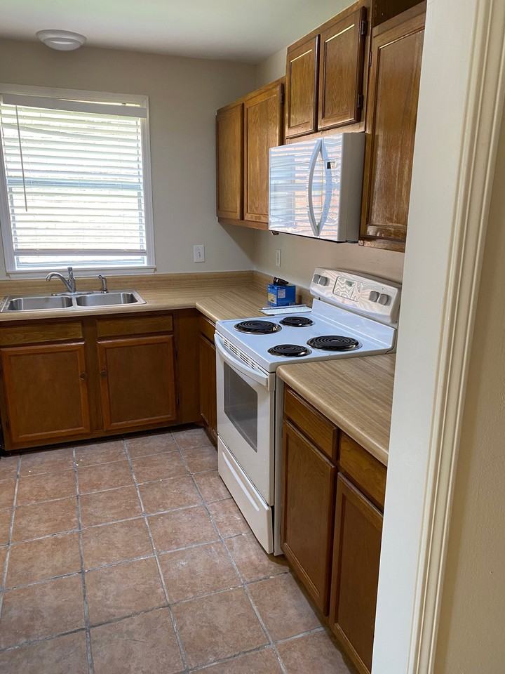 7651 Bles Ave #A - Photo 2 of 11
