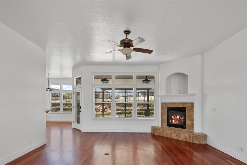 15623 Sequoia Grove Way - Photo 3 of 20