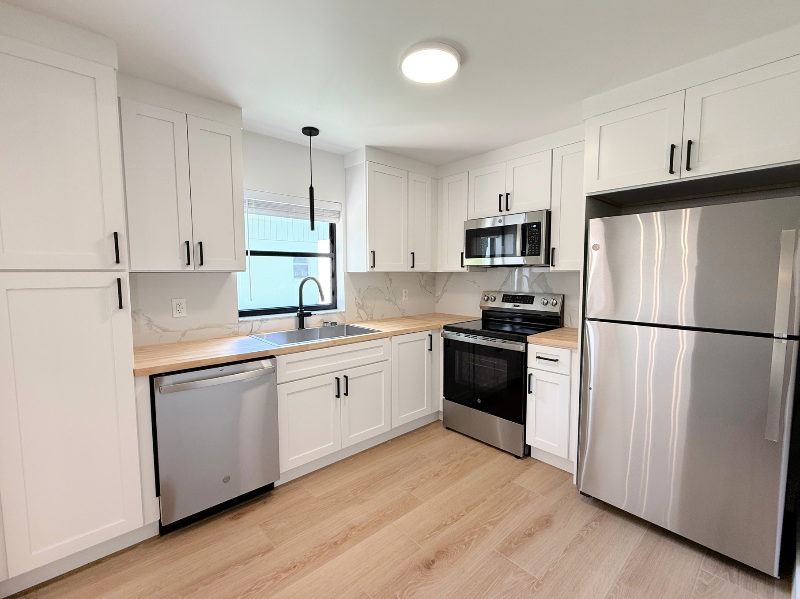 3278 E Crown Dr #3278 - Photo 2 of 33