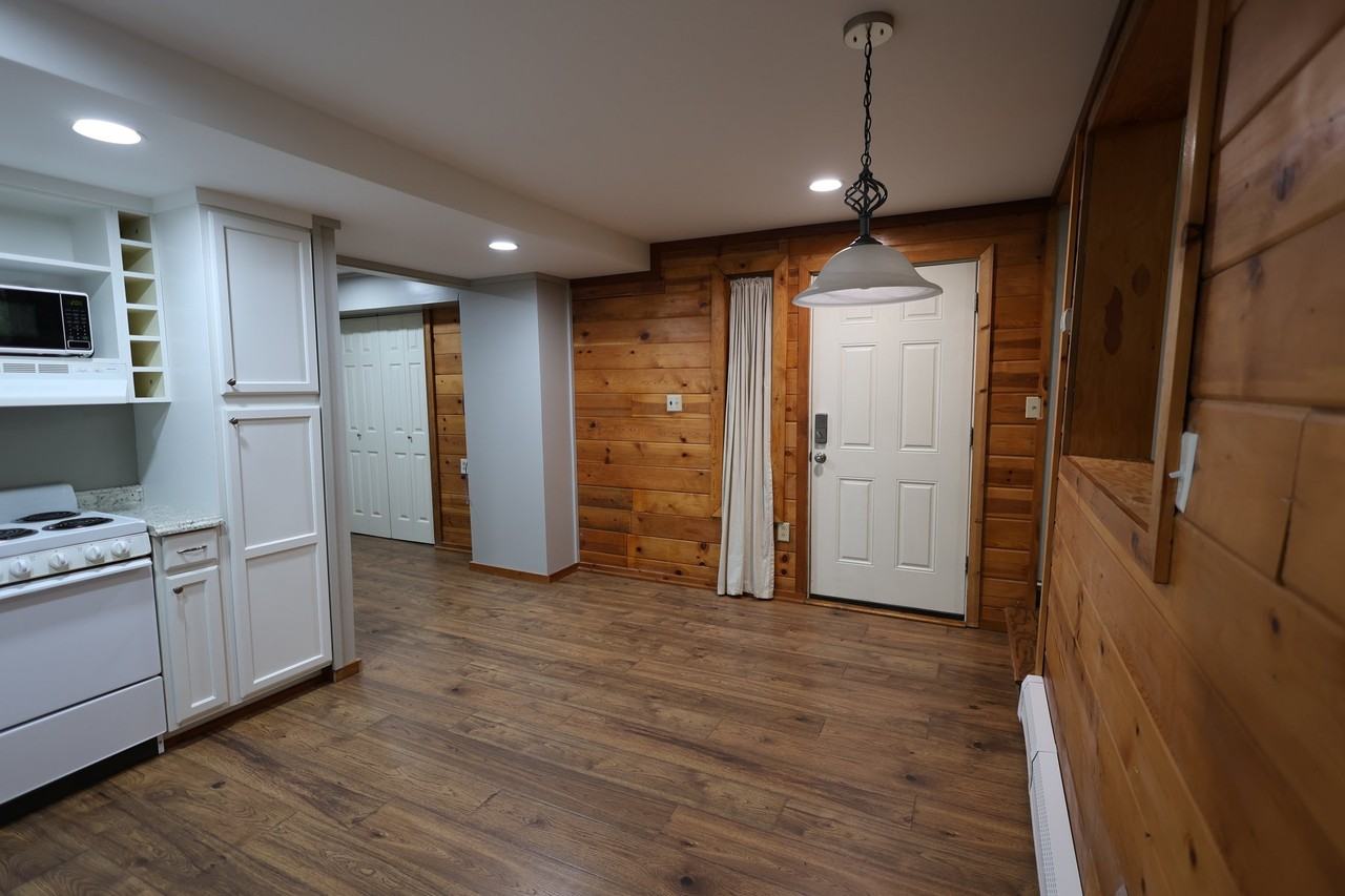 1901 Puffin Pl - Photo 2 of 8