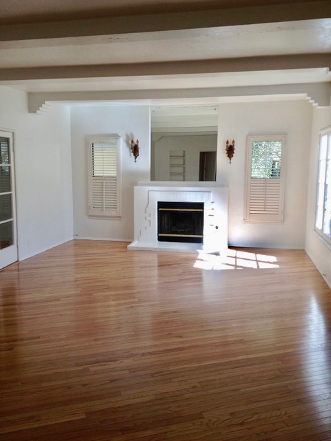 1149 S Hayworth Ave - Photo 6 of 25