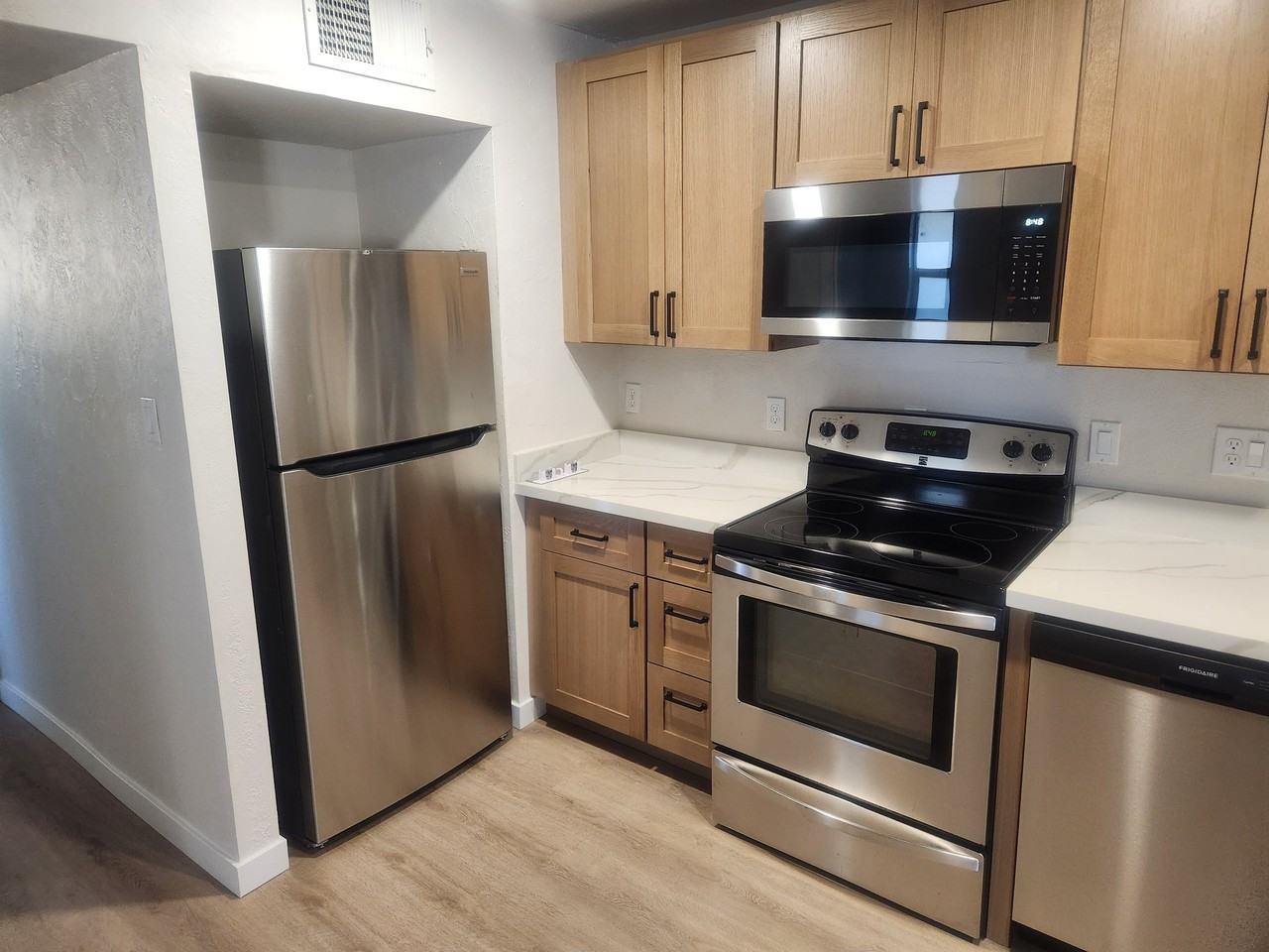 650 E 3rd Ave #650 - Photo 2 of 25