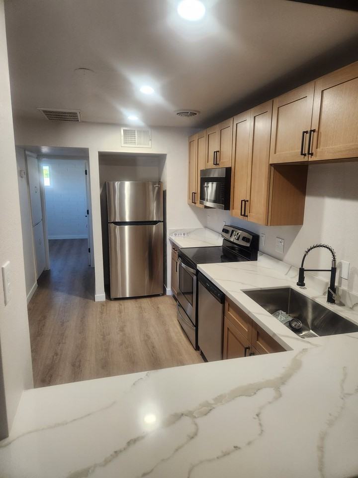650 E 3rd Ave #650 - Photo 3 of 25
