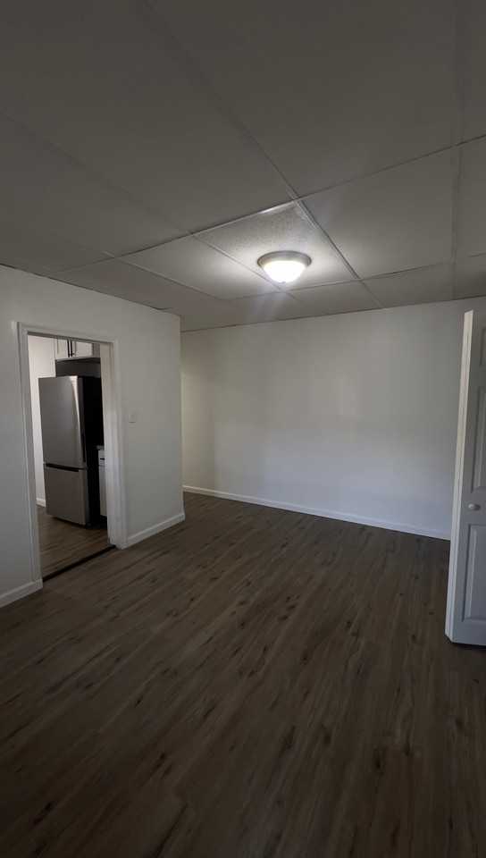 28 E Main St #28E - Photo 4 of 6