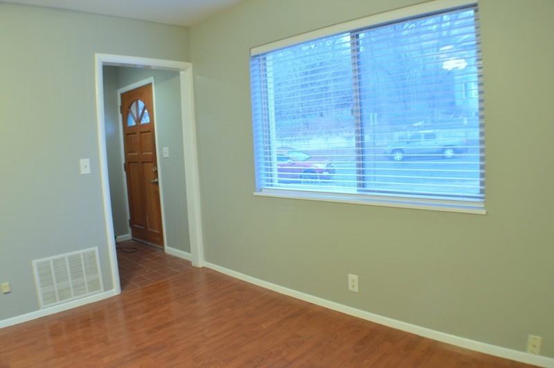 353 N Center St #1 - Photo 6 of 15