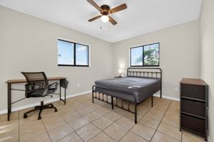 featured image of 3721 Ne 41st St #C