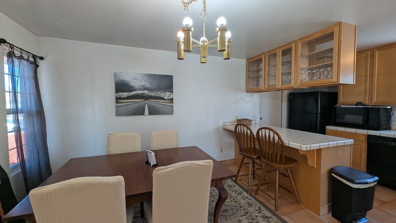 299 Whitney Pl - Photo 5 of 15