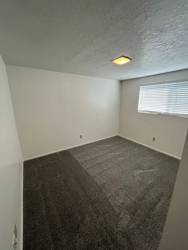 951 Nw - Photo 3 of 13