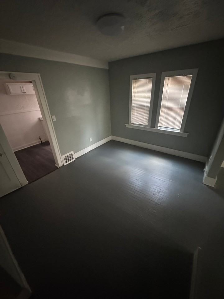 6405 Tuxedo St #1 - Photo 7 of 12