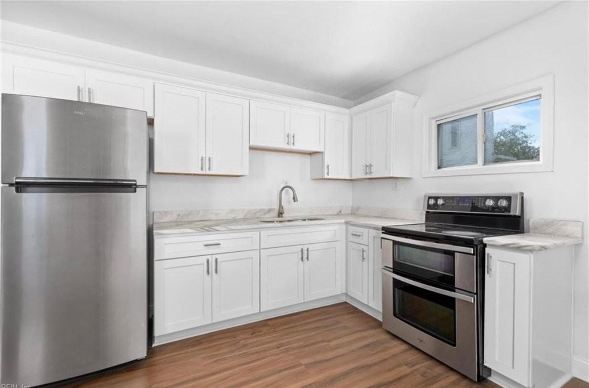 2850 Grandy Ave #B - Photo 3 of 12
