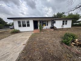 featured image of 3822 Bowie St