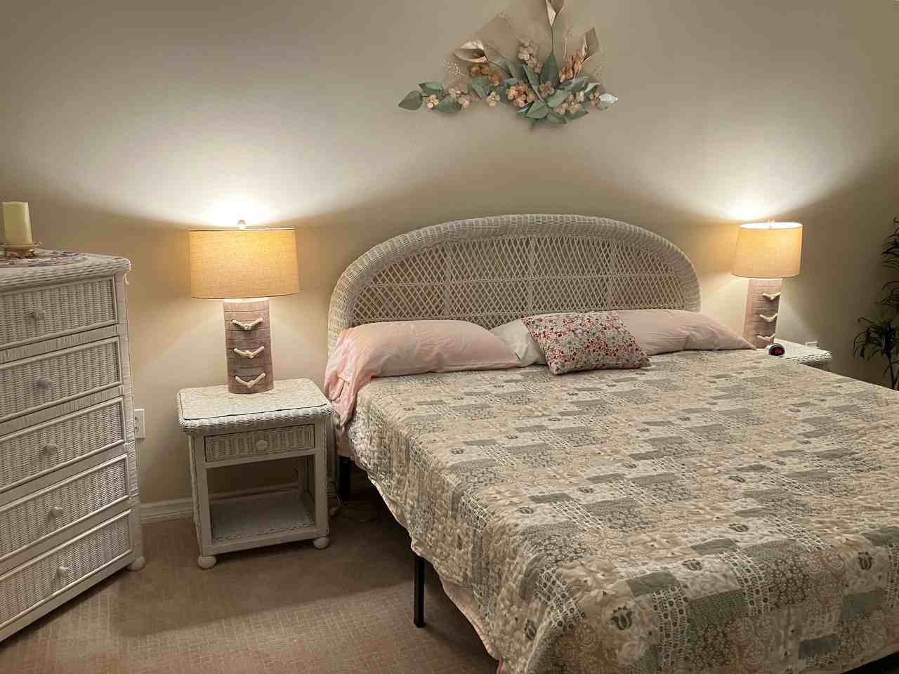 5201 Lake Village Dr #14 - Photo 7 of 11