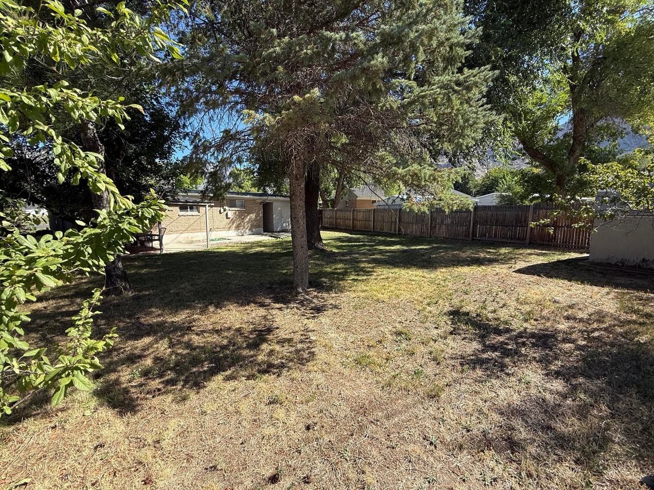 633 En - Photo 3 of 11