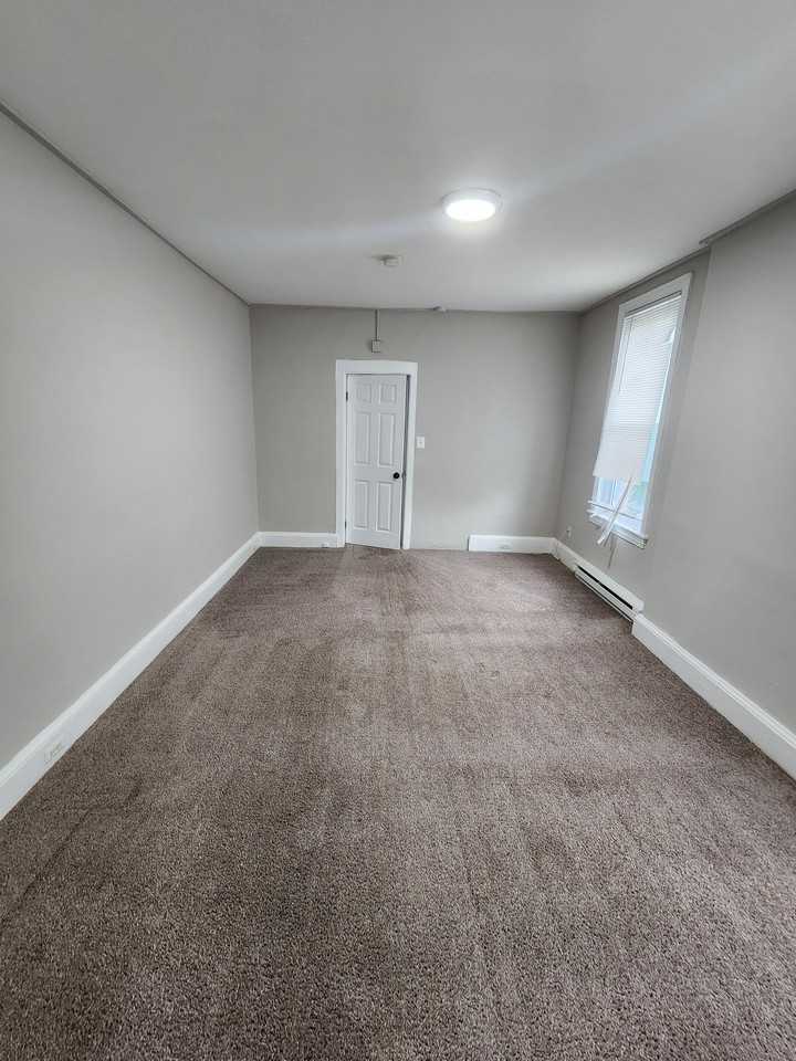 24 N 6th St #1 - Photo 7 of 13