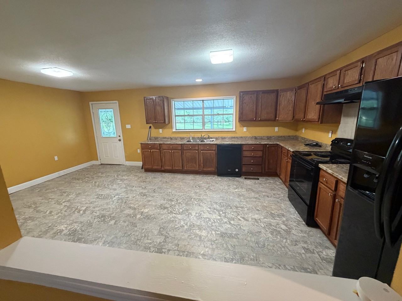 228 Smokey Clark Rd - Photo 3 of 19