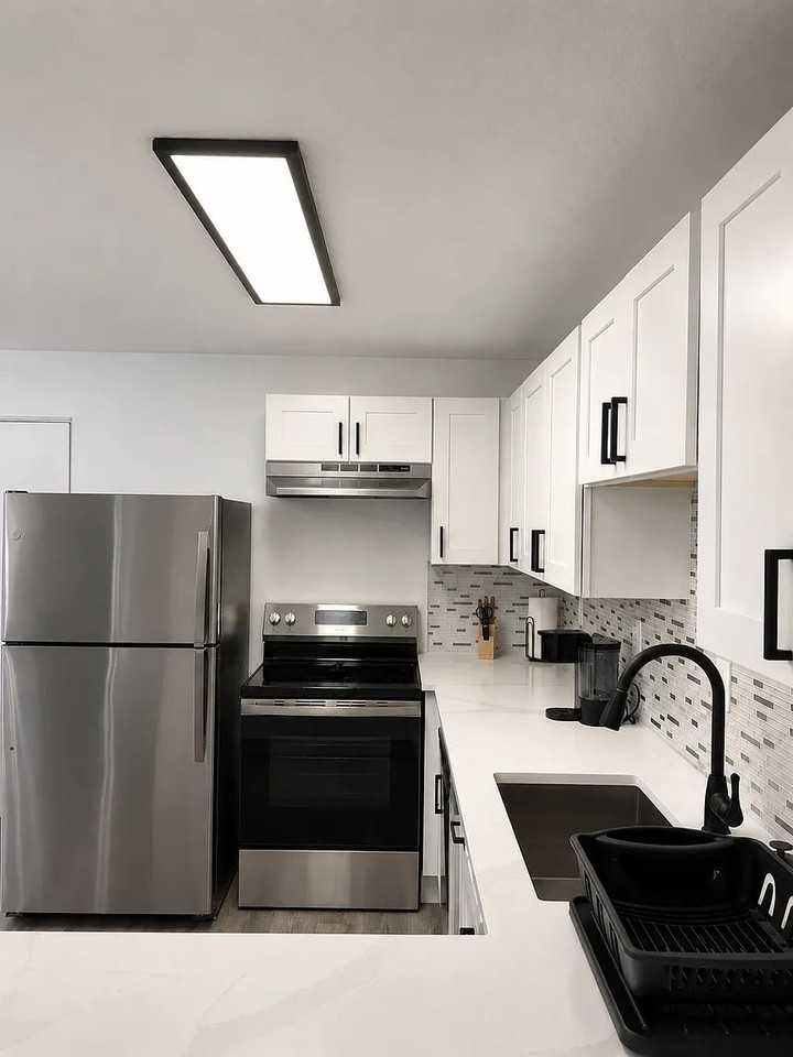527 White St - Photo 4 of 16