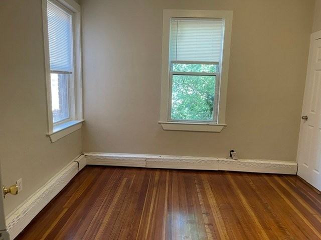 286 Chestnut St #3 - Photo 4 of 8